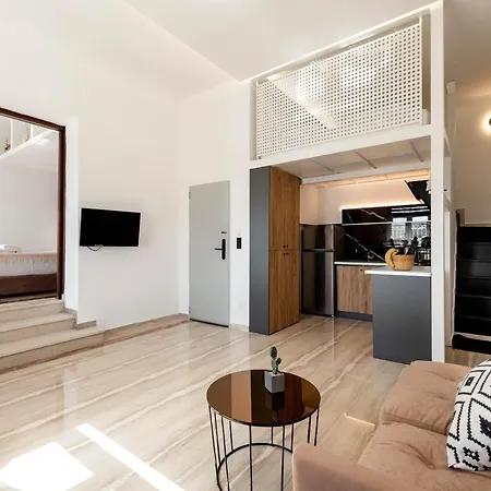 Apartment Alia *